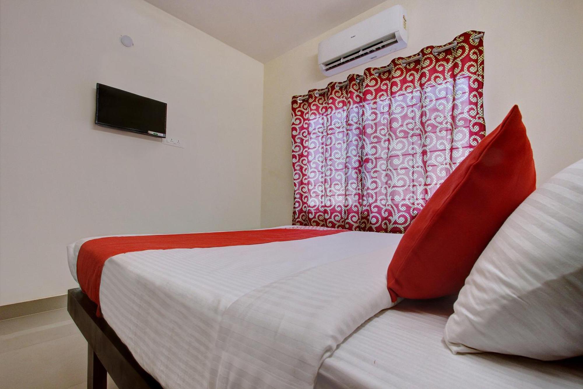 Hotel O Century Park Kāsaragod 외부 사진
